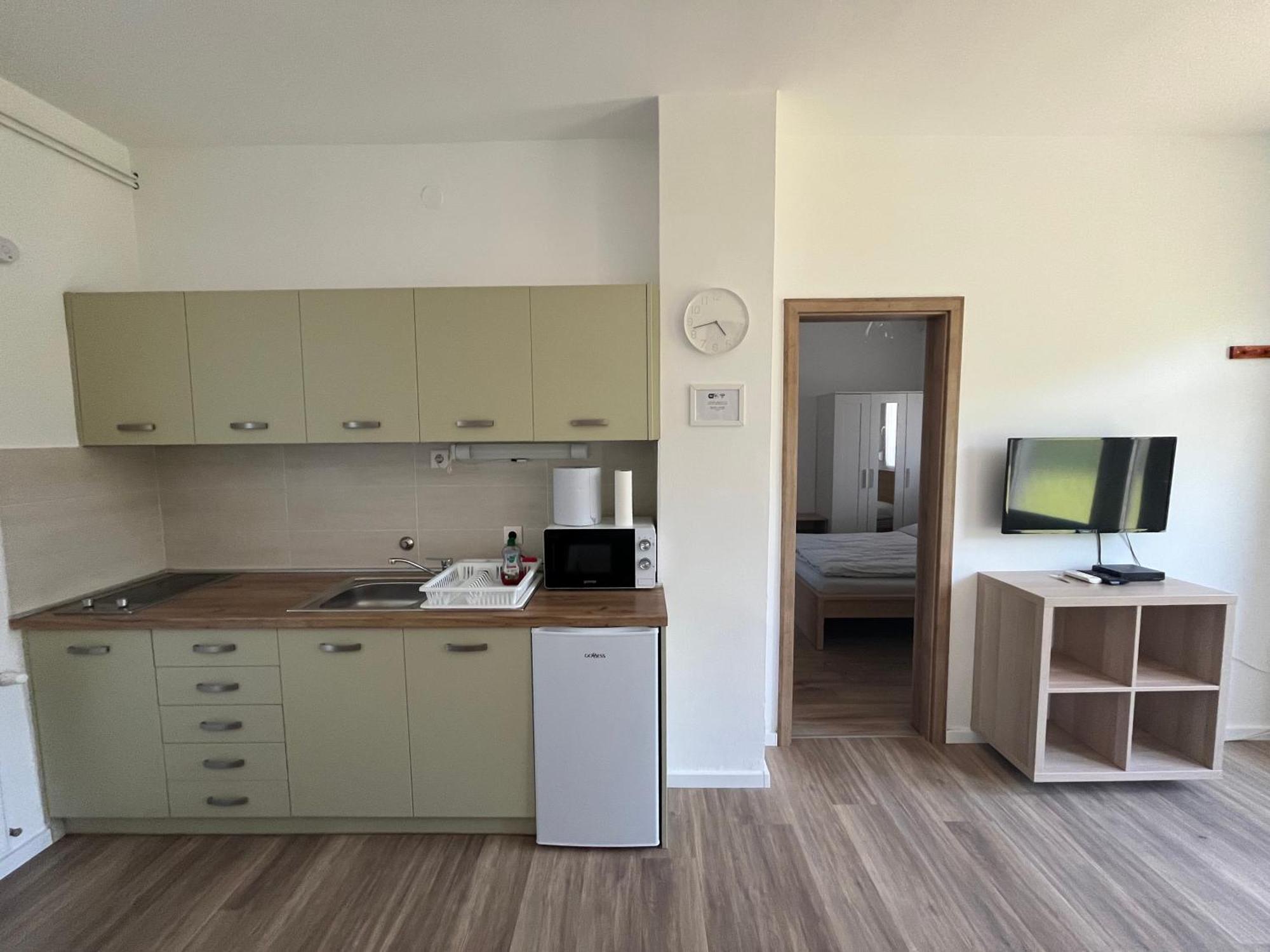 Petita Garden Apartman Siofok Ngoại thất bức ảnh