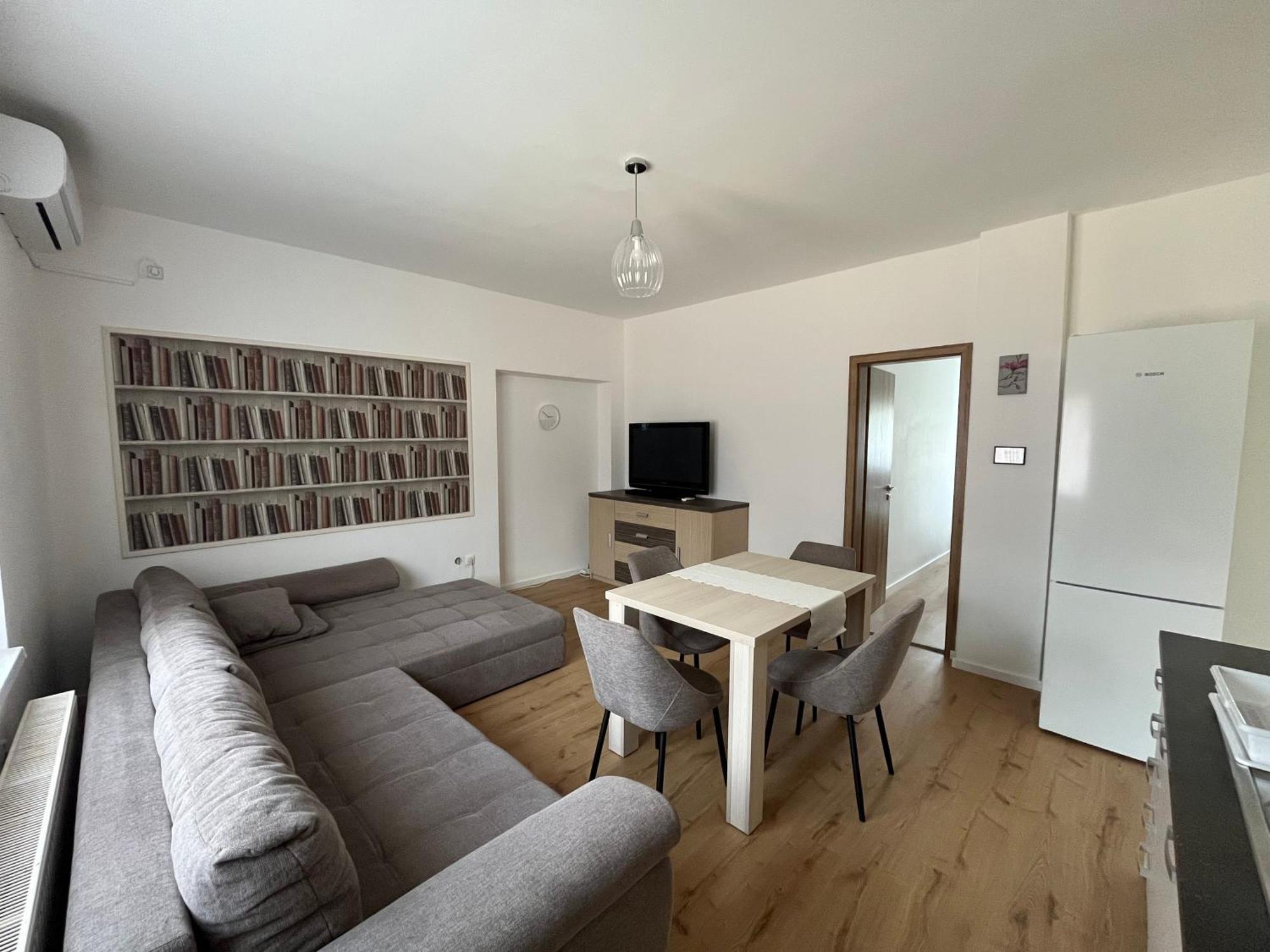 Petita Garden Apartman Siofok Ngoại thất bức ảnh